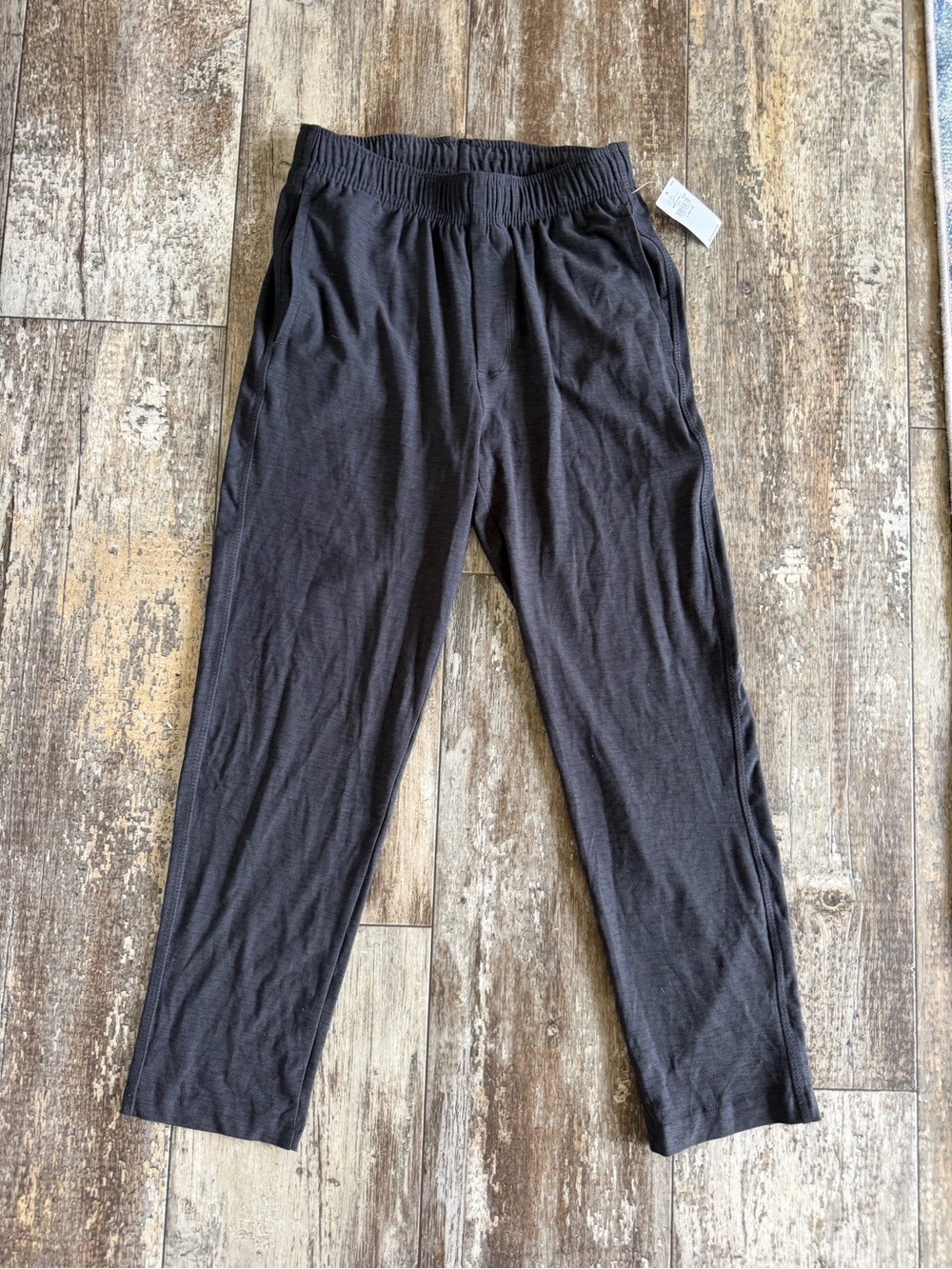 2 for $20 sale: NWT Old navy active dark gray breathe on Tapered lounge pant